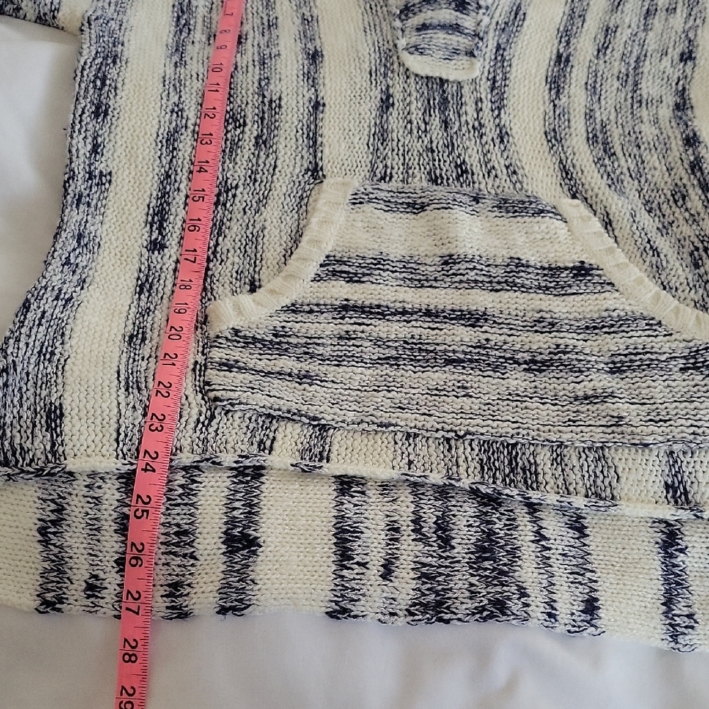 Hem & Thread Navy and Cream Hooded Sweater - Picture 7 of 7